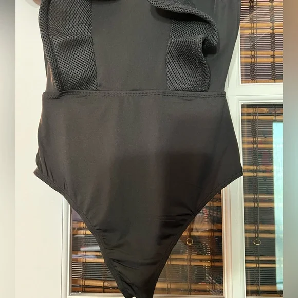 NWOT Windsor Ruffle Mesh Bodysuit Sz S - Picture 6 of 6
